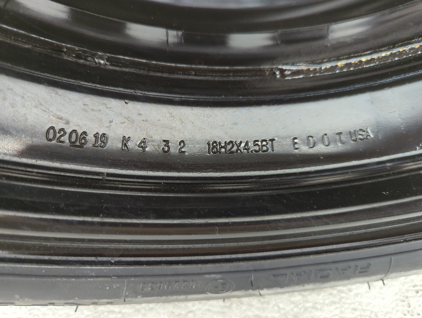 2019 Gmc Acadia Spare Donut Tire Wheel Rim Oem - Oemusedautoparts1.com