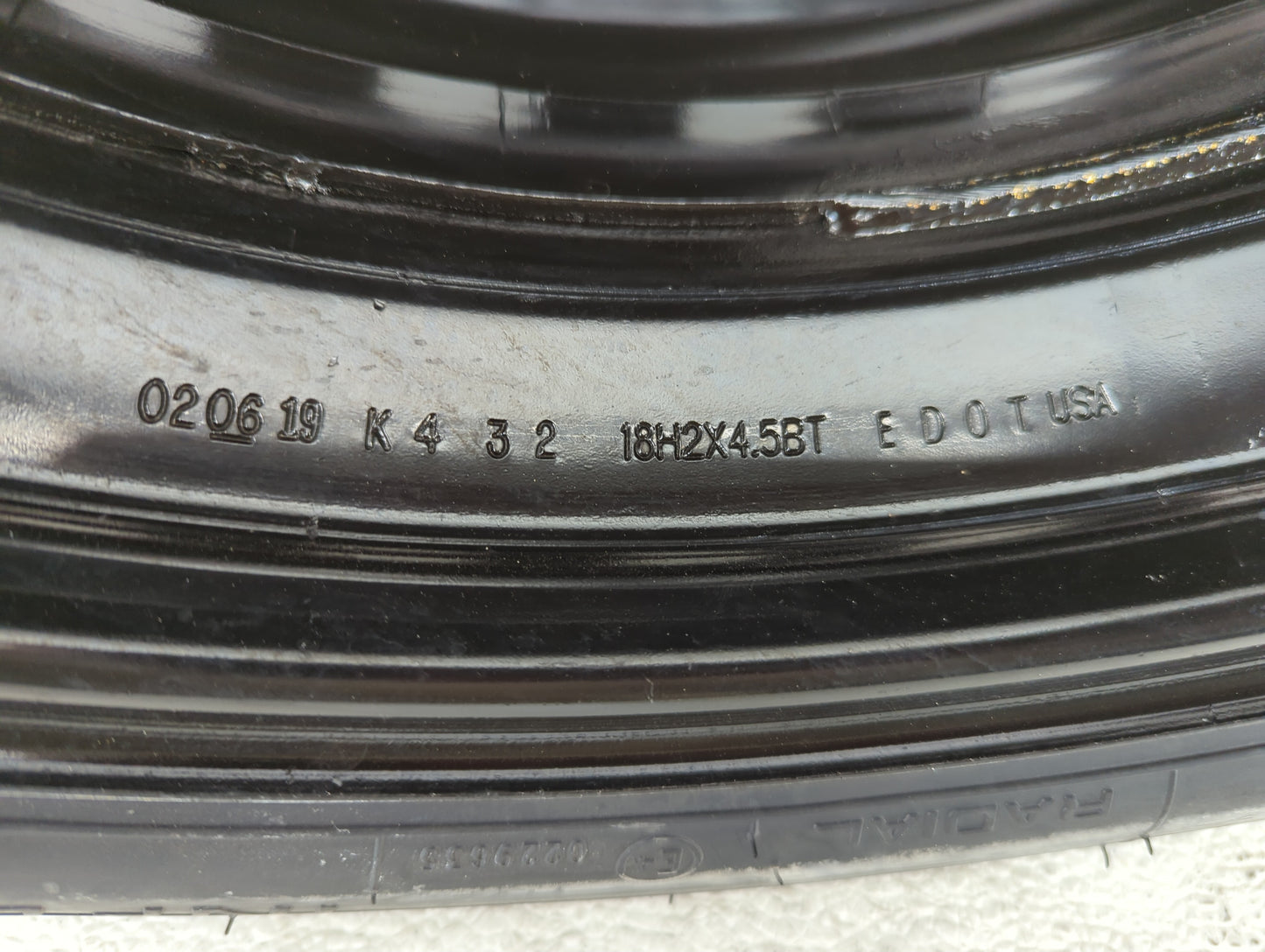 2019 Gmc Acadia Spare Donut Tire Wheel Rim Oem - Oemusedautoparts1.com