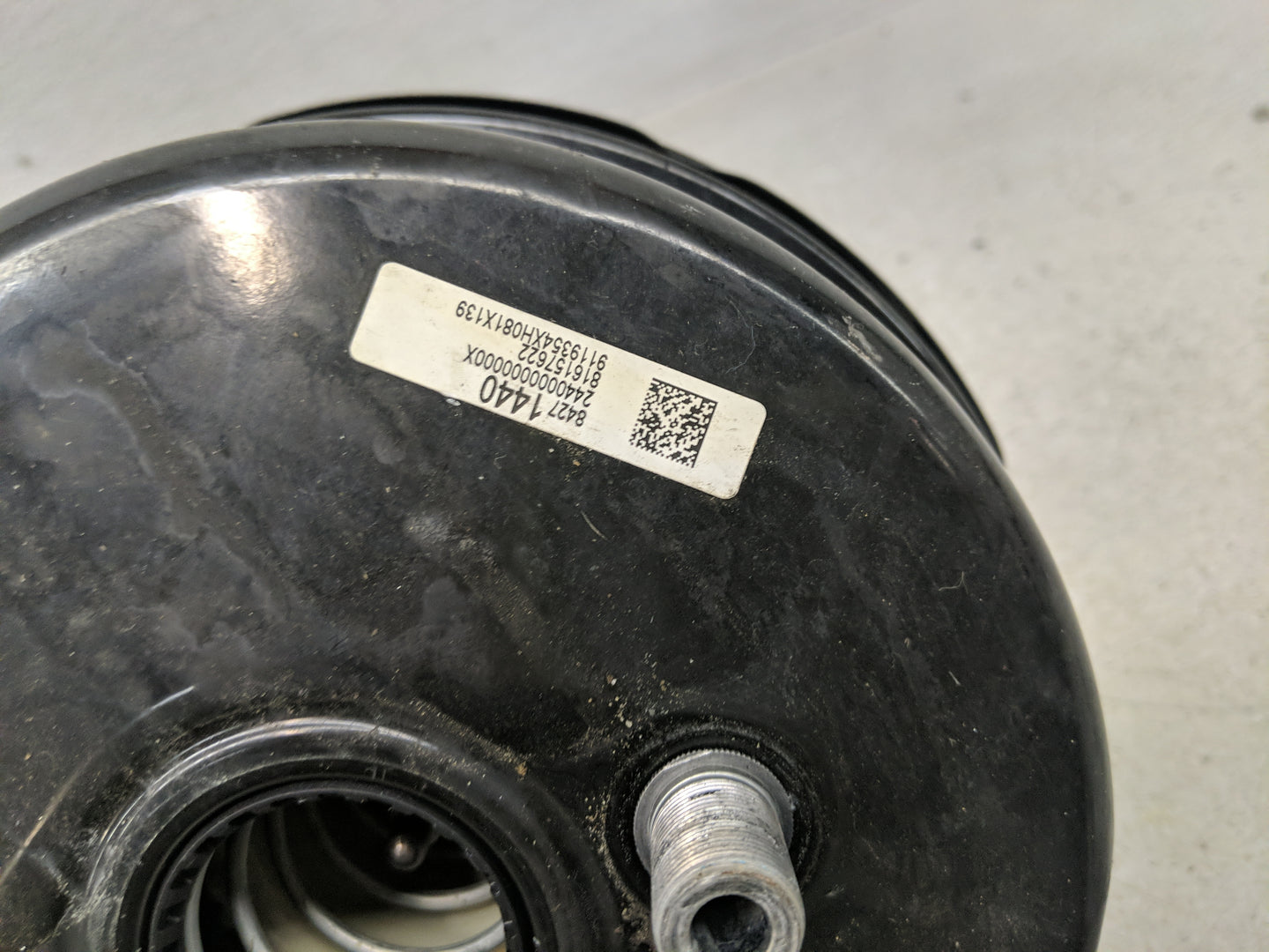 2017-2022 Gmc Acadia Power Brake Booster Oem 1310754 - Oemusedautoparts1.com