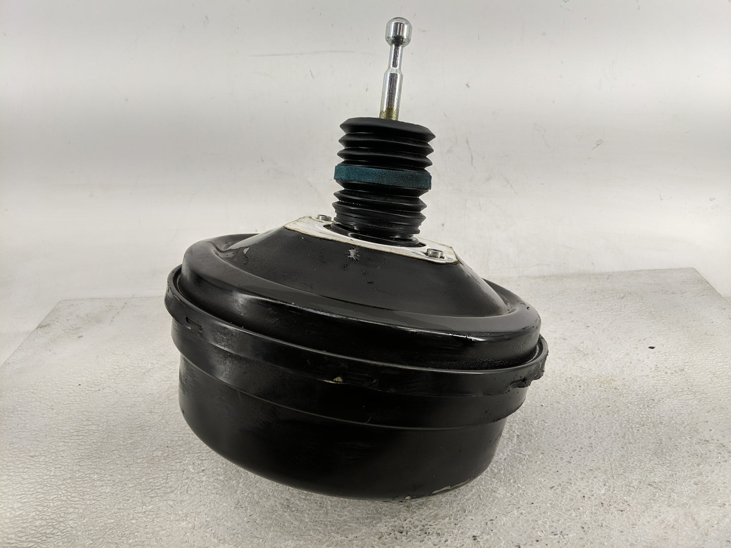 2017-2022 Gmc Acadia Power Brake Booster Oem 1313862 - Oemusedautoparts1.com