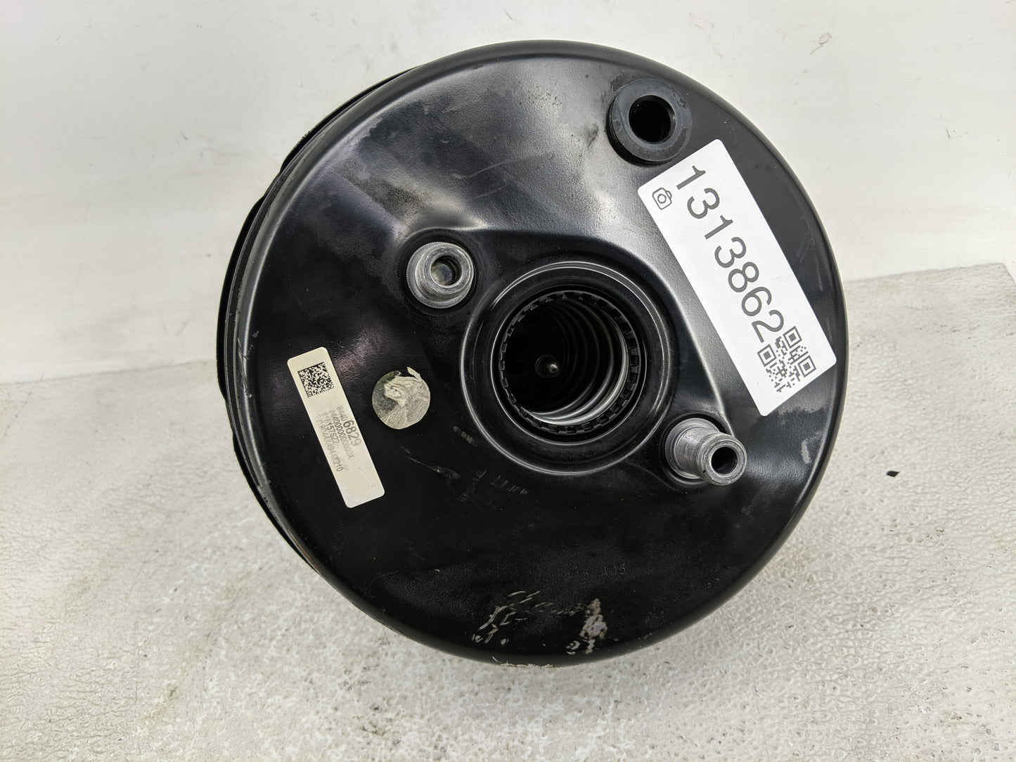 2017-2022 Gmc Acadia Power Brake Booster Oem 1313862 - Oemusedautoparts1.com