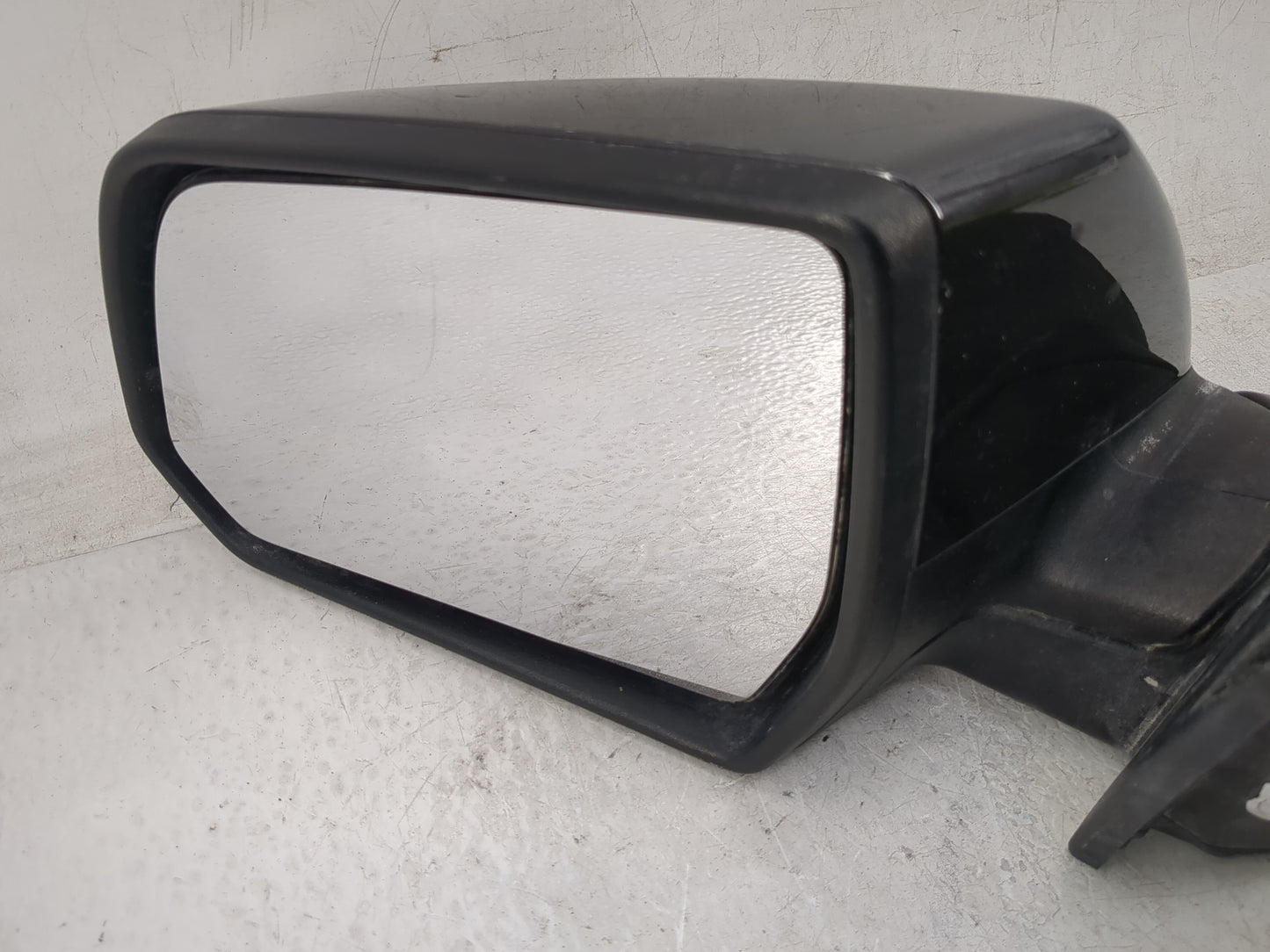 2017-2019 Gmc Acadia Driver Side View Mirror - Left Door Mirror OEM Used - Oemusedautoparts1.com