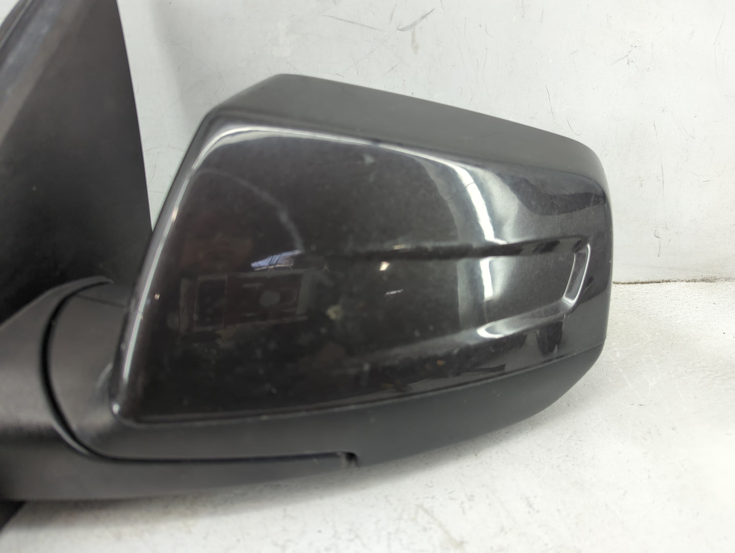2017-2019 Gmc Acadia Driver Side View Mirror - Left Door Mirror OEM Used - Oemusedautoparts1.com