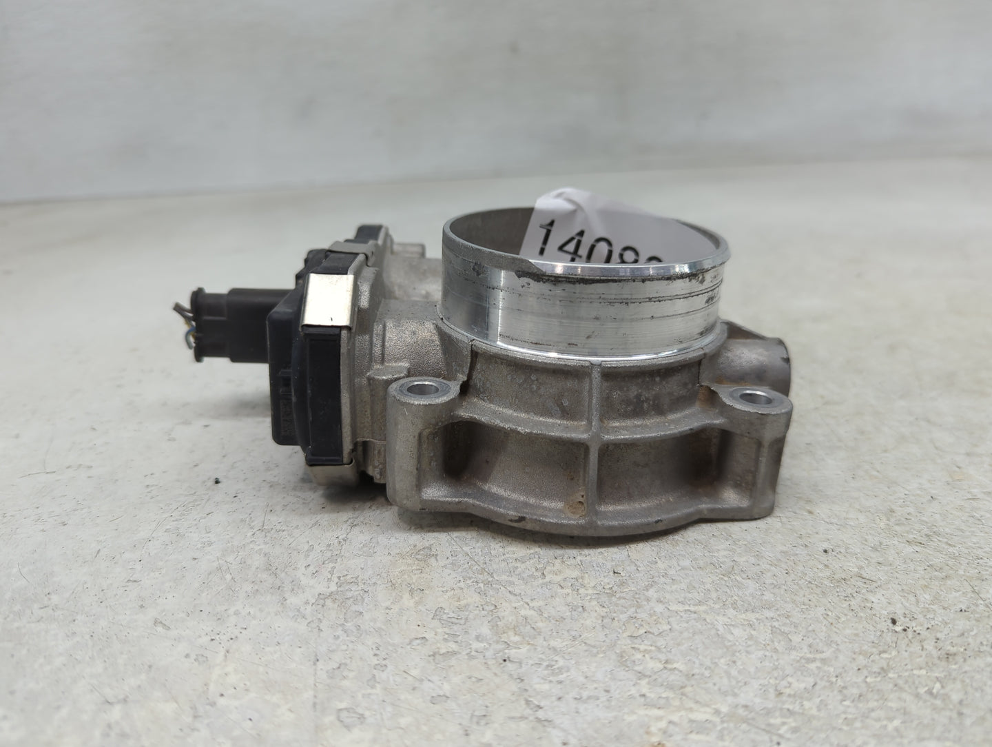 2017-2022 Gmc Acadia Throttle Body P/N:12676296AA Fits Fits 2016 2017 2018 2019 2020 2021 2022 OEM Used Auto Parts - Oemused