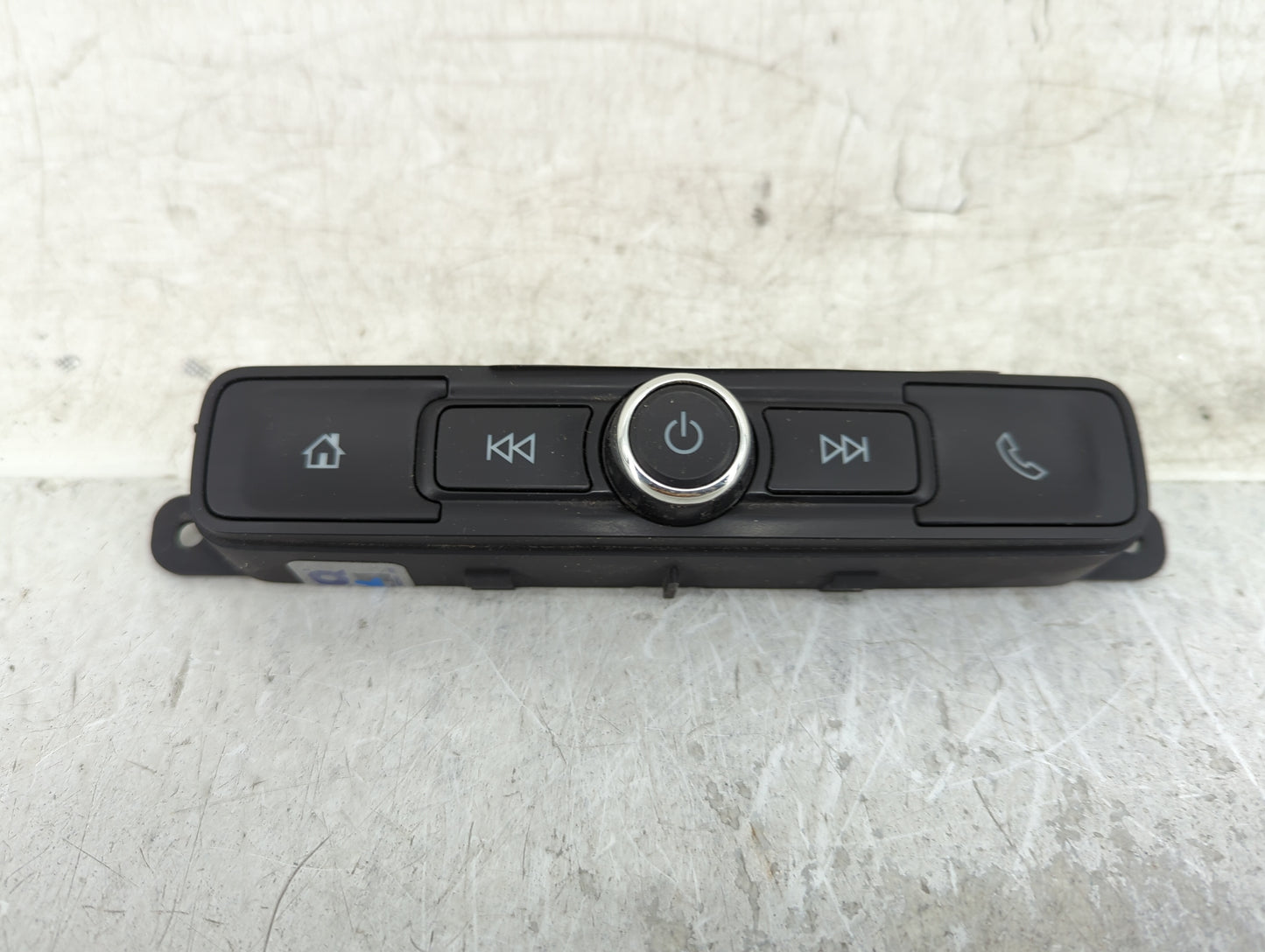 2017-2019 Gmc Acadia Radio AM FM Cd Player Receiver Replacement P/N:42342519 Fits Fits 2017 2018 2019 OEM Used Auto Parts - 