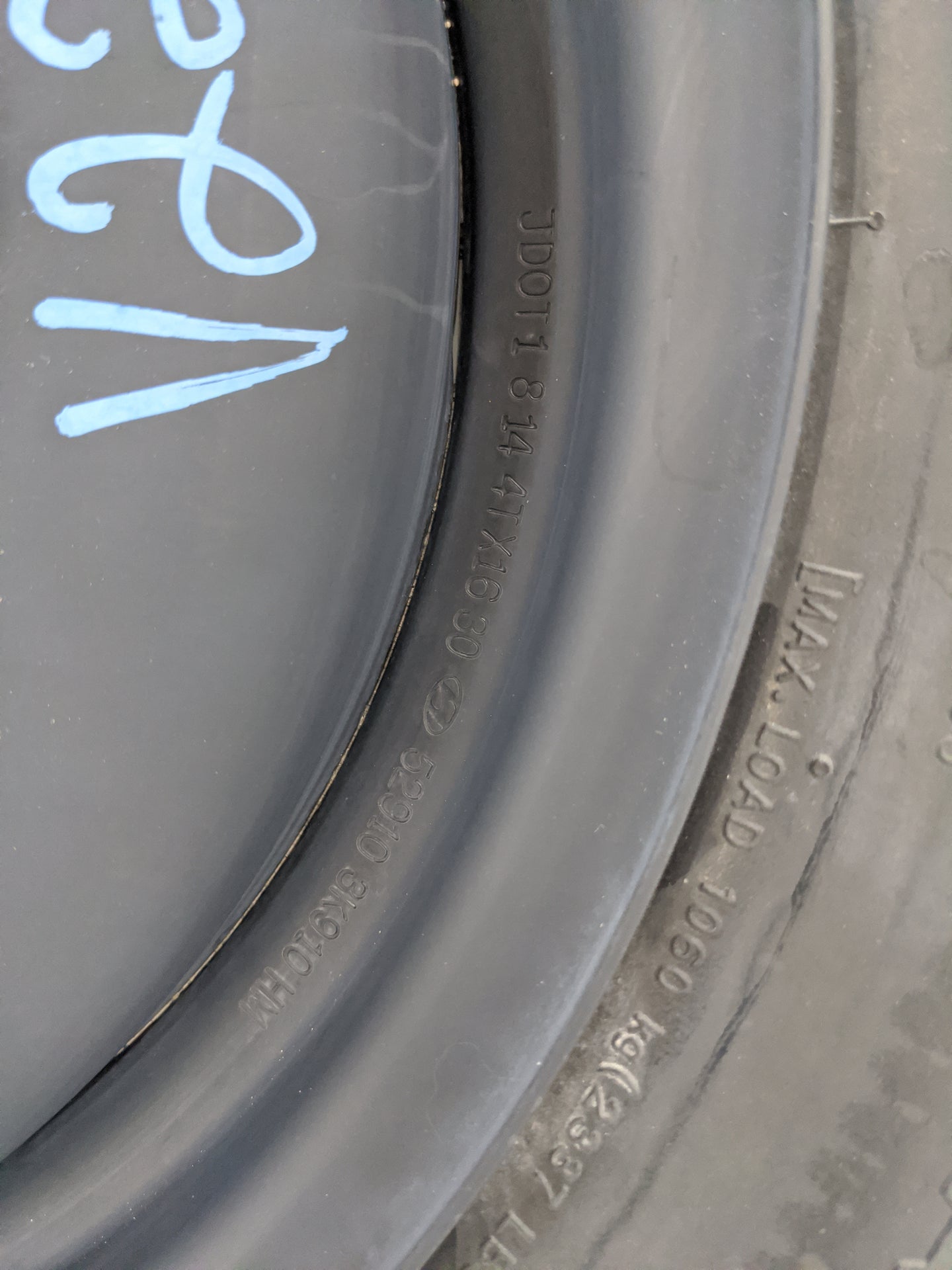 2021-2022 Gmc Acadia Spare Donut Tire Wheel Rim Oem - Oemusedautoparts1.com