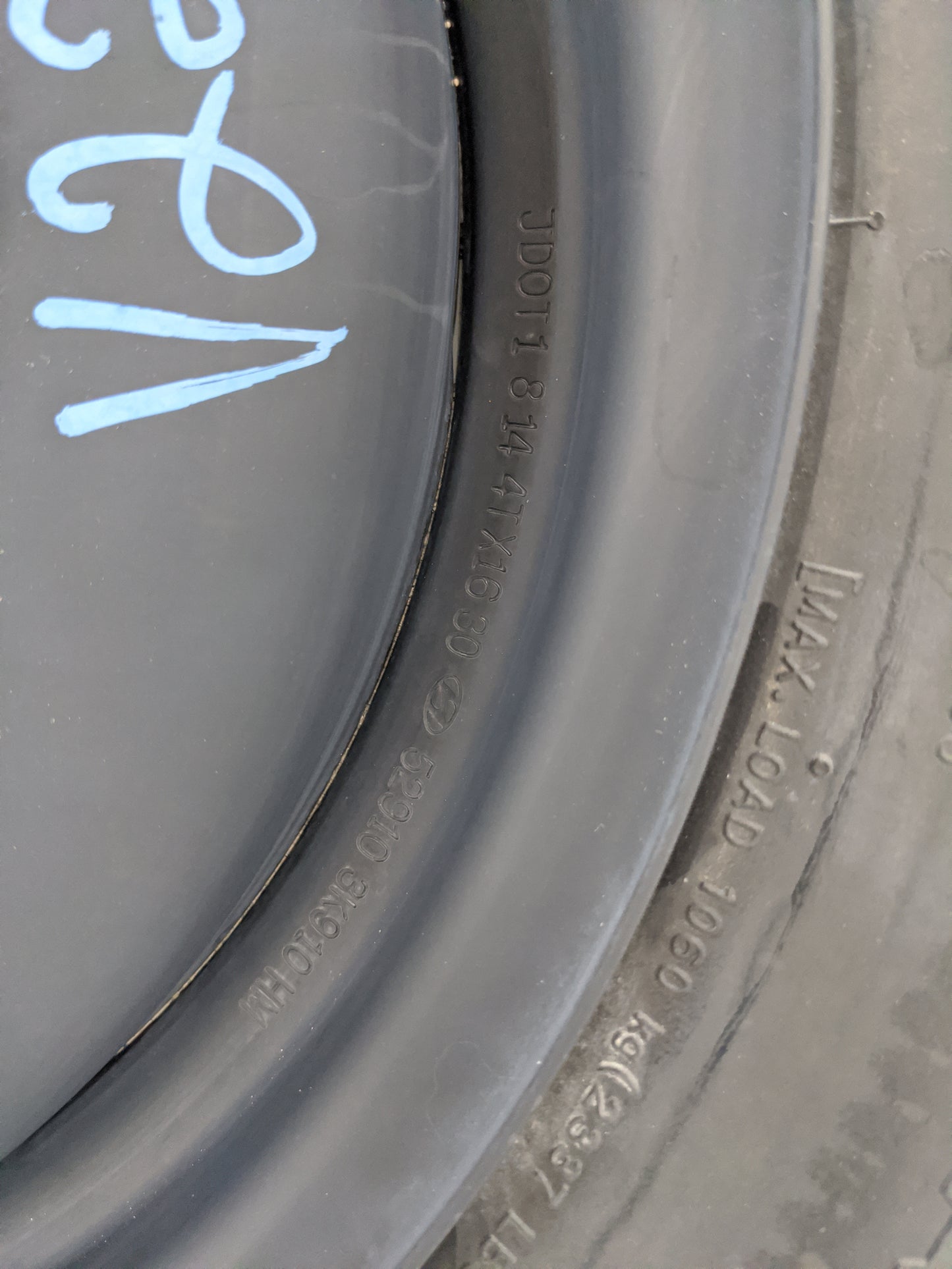 2021-2022 Gmc Acadia Spare Donut Tire Wheel Rim Oem - Oemusedautoparts1.com