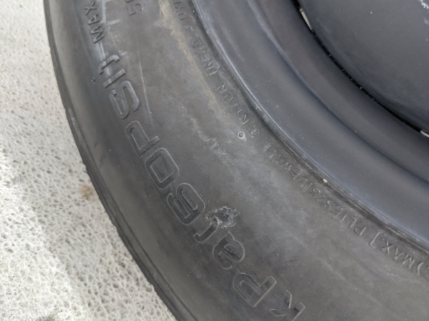 2021-2022 Gmc Acadia Spare Donut Tire Wheel Rim Oem - Oemusedautoparts1.com