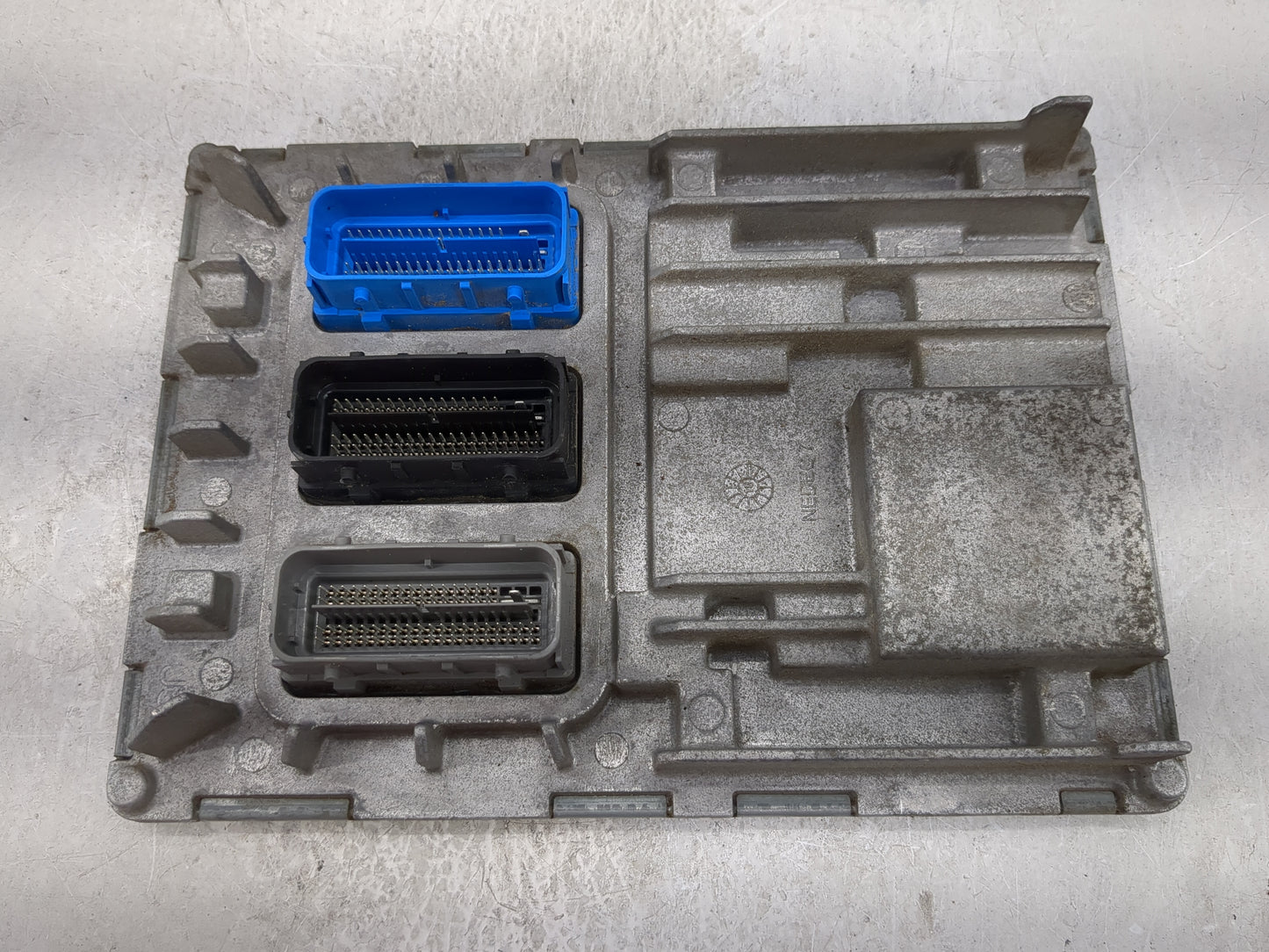 2017-2022 Gmc Acadia PCM Engine Control Computer ECU ECM PCU OEM P/N:12697045 12687296 Fits OEM Used Auto Parts - Oemusedaut