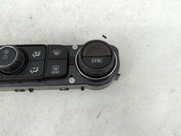 2017-2022 Gmc Acadia Climate Control Module Temperature AC/Heater Replacement P/N:84246526 815372982 Fits OEM Used Auto Part