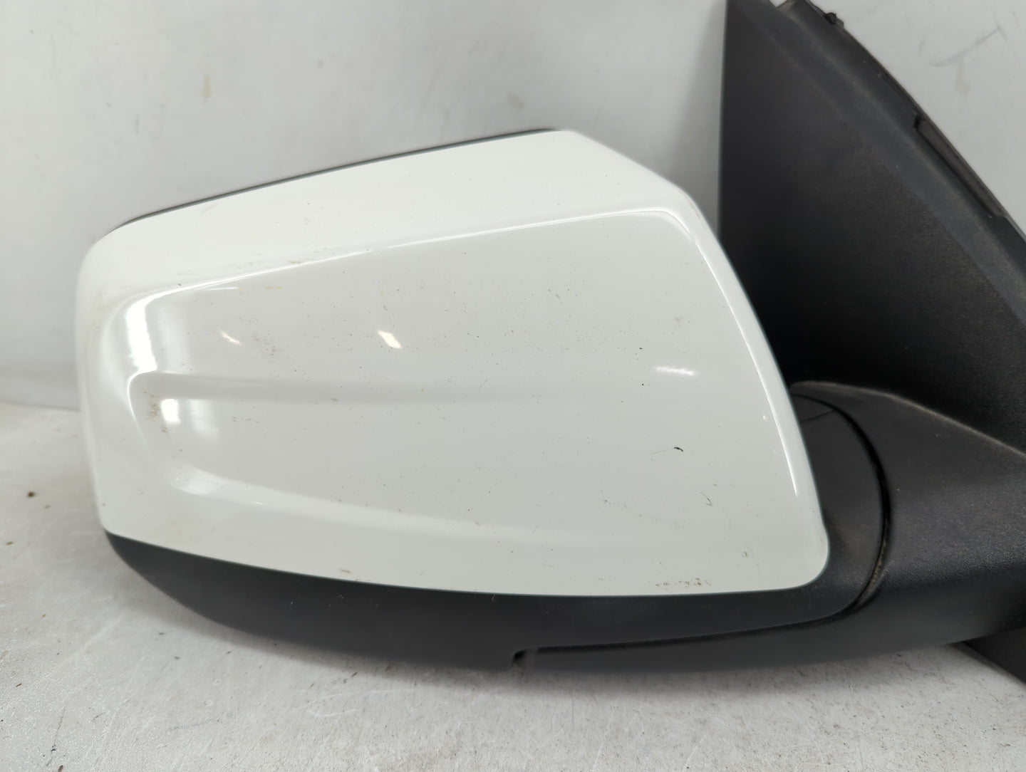 2017-2019 Gmc Acadia Passenger Side View Mirror - Right Door Mirror OEM Used - Oemusedautoparts1.com