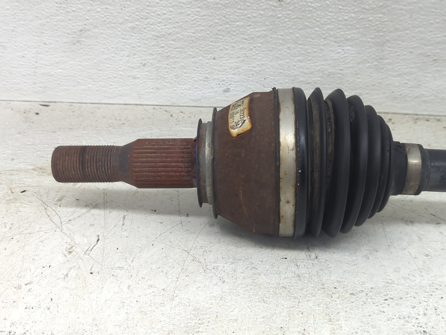 2017-2019 Gmc Acadia Axle Shaft Front Passenger Cv C/v - Oemusedautoparts1.com
