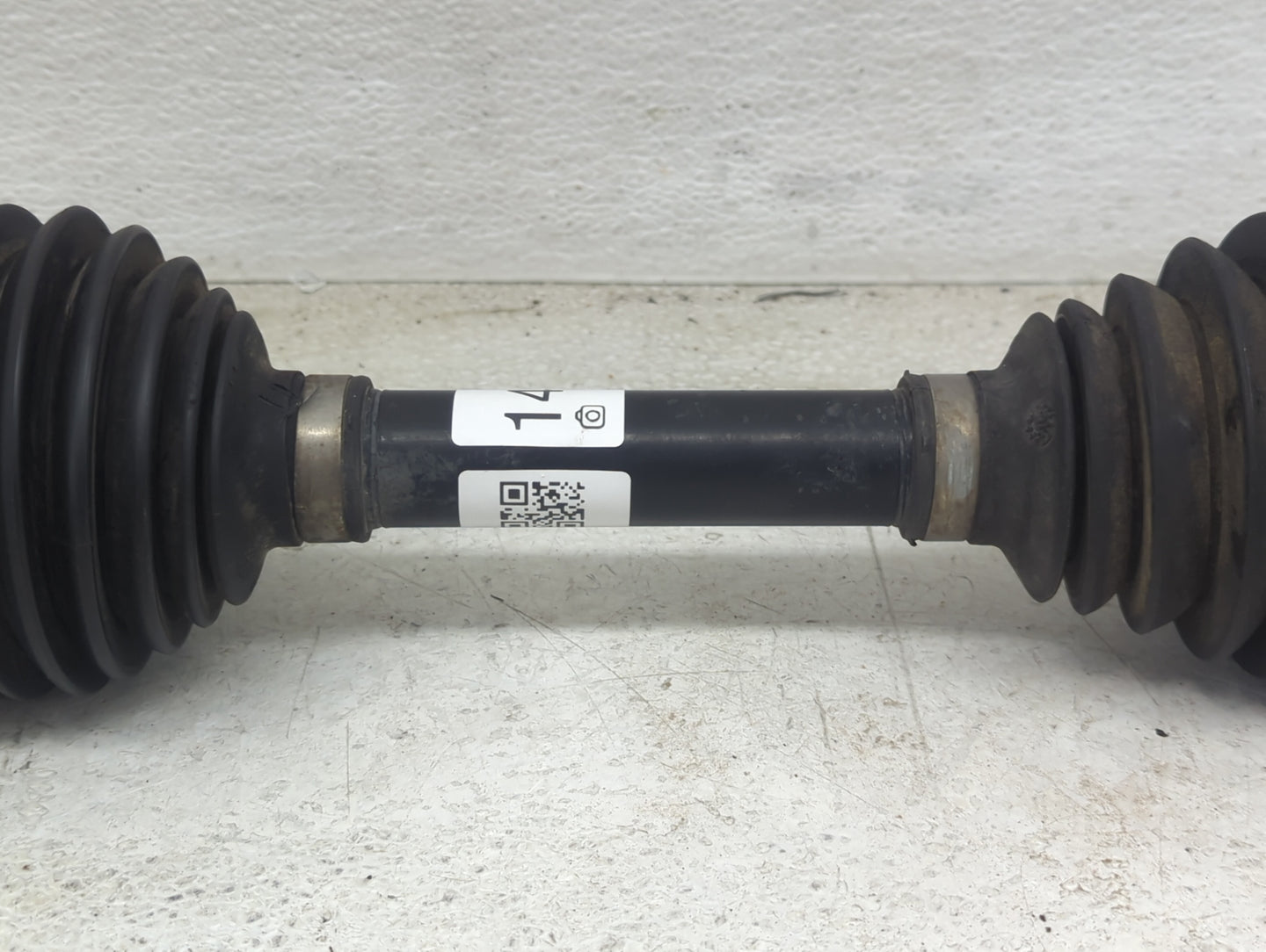 2017-2019 Gmc Acadia Axle Shaft Front Passenger Cv C/v - Oemusedautoparts1.com