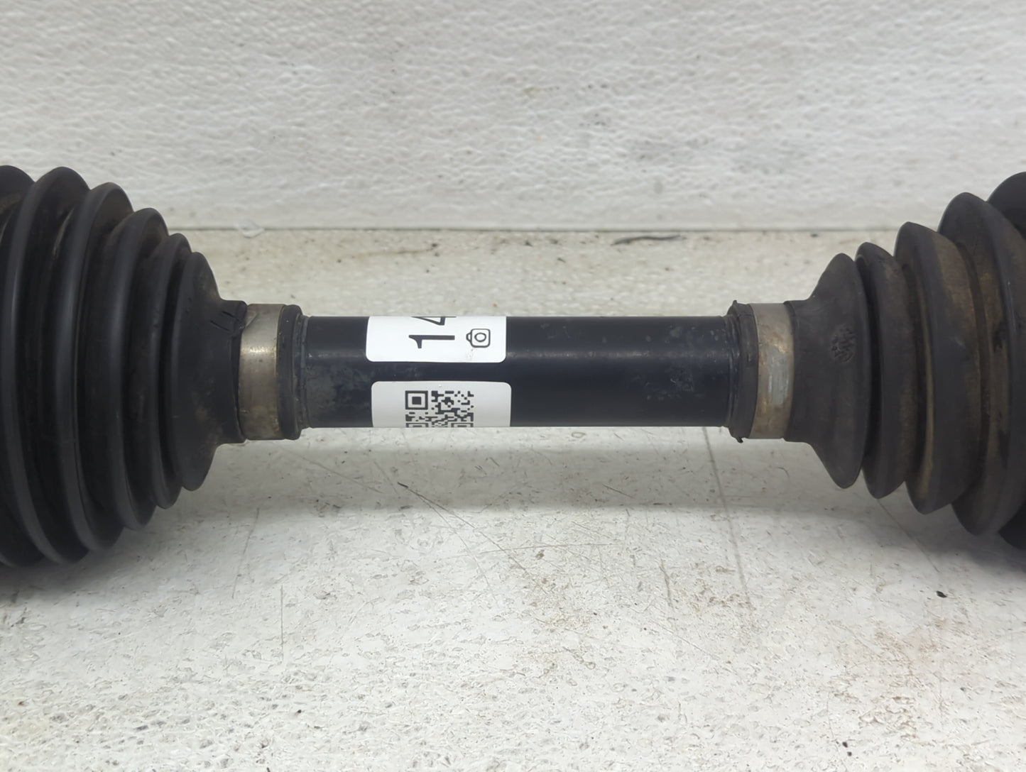 2017-2019 Gmc Acadia Axle Shaft Front Passenger Cv C/v - Oemusedautoparts1.com