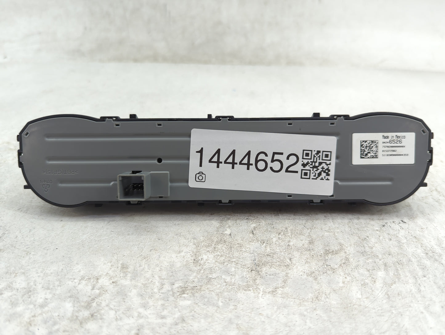 2017-2022 Gmc Acadia Climate Control Module Temperature AC/Heater Replacement P/N:84246526 7370200000000X Fits OEM Used Auto