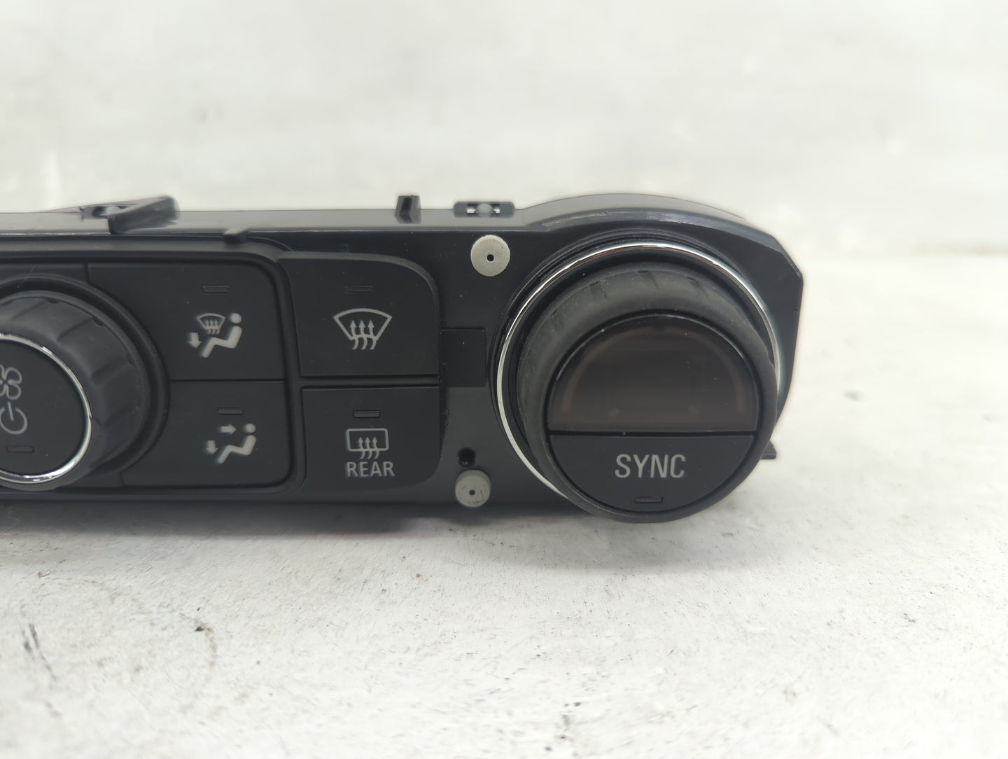 2017-2022 Gmc Acadia Climate Control Module Temperature AC/Heater Replacement P/N:84246526 815372982 Fits OEM Used Auto Part