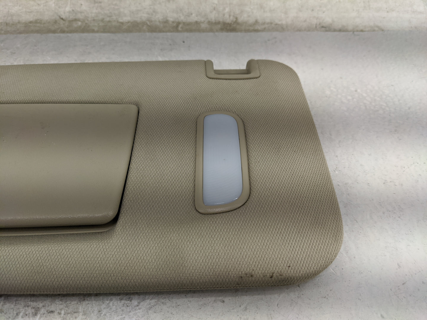 2017-2019 Gmc Acadia Sun Visor Shade Replacement Driver Left Mirror Fits Fits 2017 2018 2019 OEM Used Auto Parts - Oemusedau