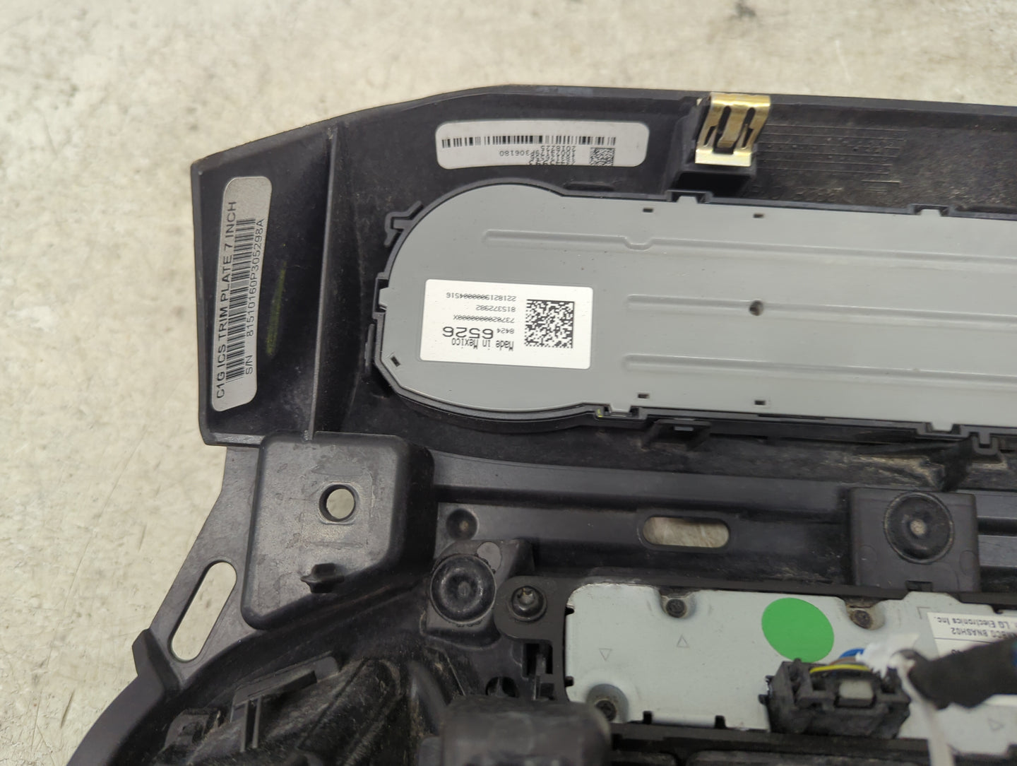 2019 Gmc Acadia Information Display Screen 1496129 - Oemusedautoparts1.com