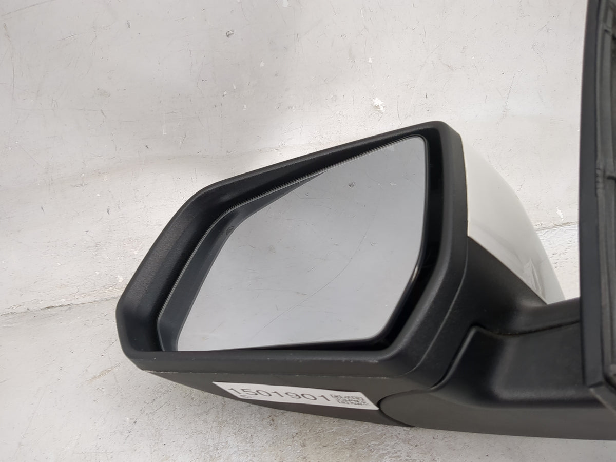 2017-2019 Gmc Acadia Driver Side View Mirror - Left Door Mirror OEM Used - Oemusedautoparts1.com