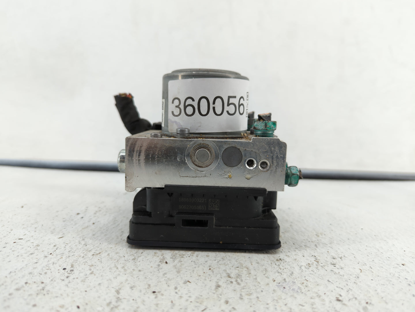 2019 Gmc Acadia ABS Pump Control Module Replacement P/N:84738977 84503307 Fits OEM Used Auto Parts - Oemusedautoparts1.com