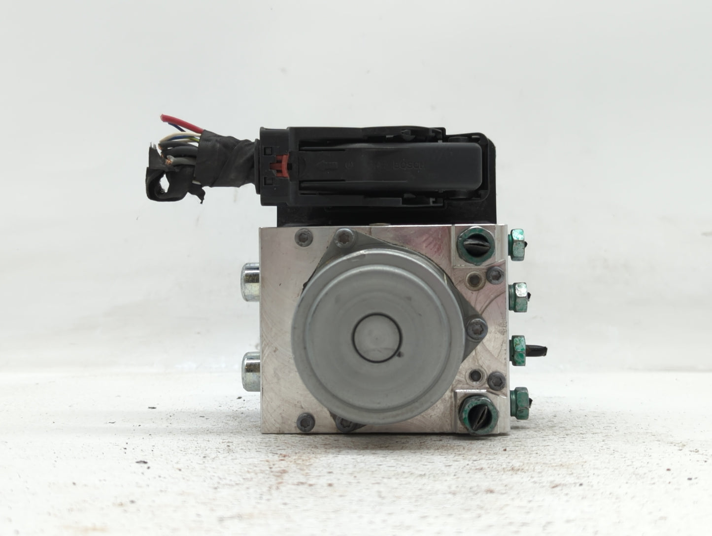 2019 Gmc Acadia ABS Pump Control Module Replacement P/N:84503307 Fits OEM Used Auto Parts - Oemusedautoparts1.com