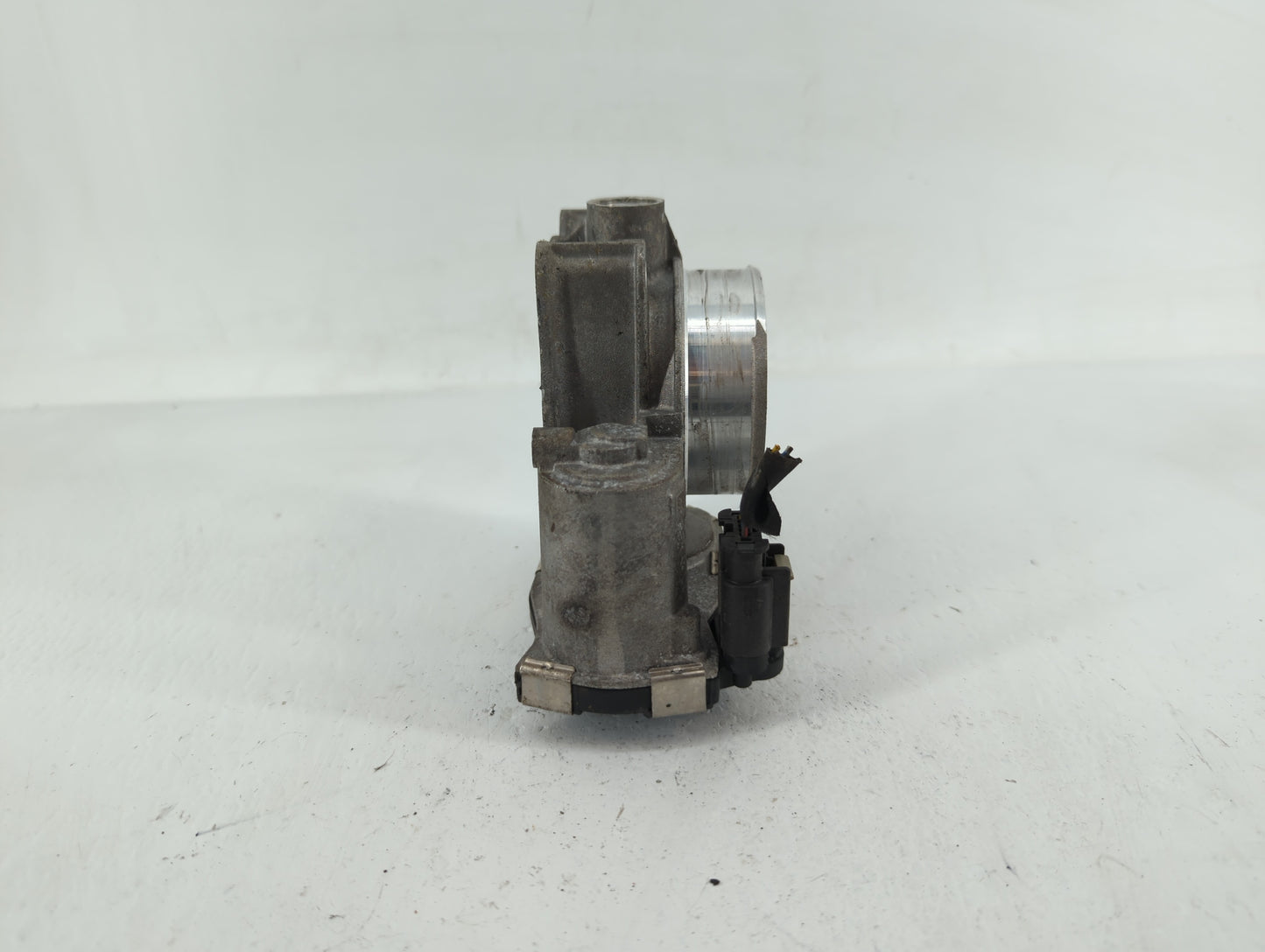 2017-2021 Gmc Acadia Throttle Body P/N:12670839AA 12627217DA Fits Fits 2016 2017 2018 2019 2020 2021 2022 OEM Used Auto Part