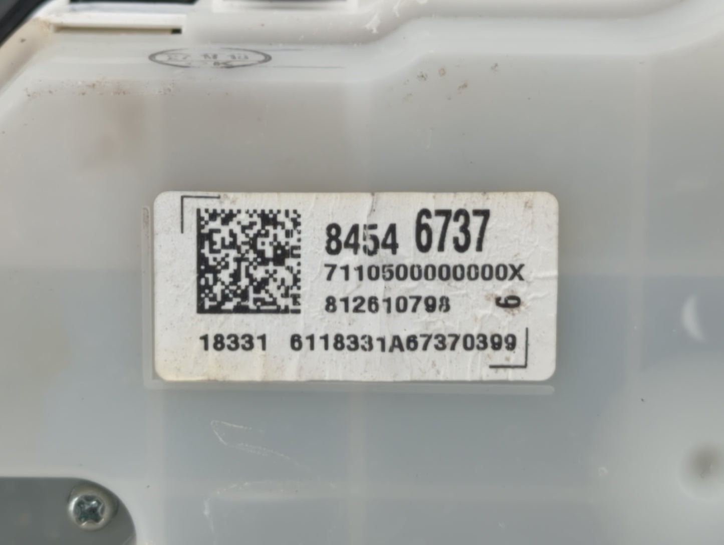 2018-2019 Gmc Acadia Instrument Cluster Speedometer Gauges P/N:84546737 Fits Fits 2018 2019 OEM Used Auto Parts - Oemusedaut