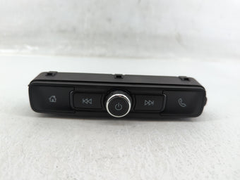 compare product 2018-2019 Gmc Acadia Radio Control Panel