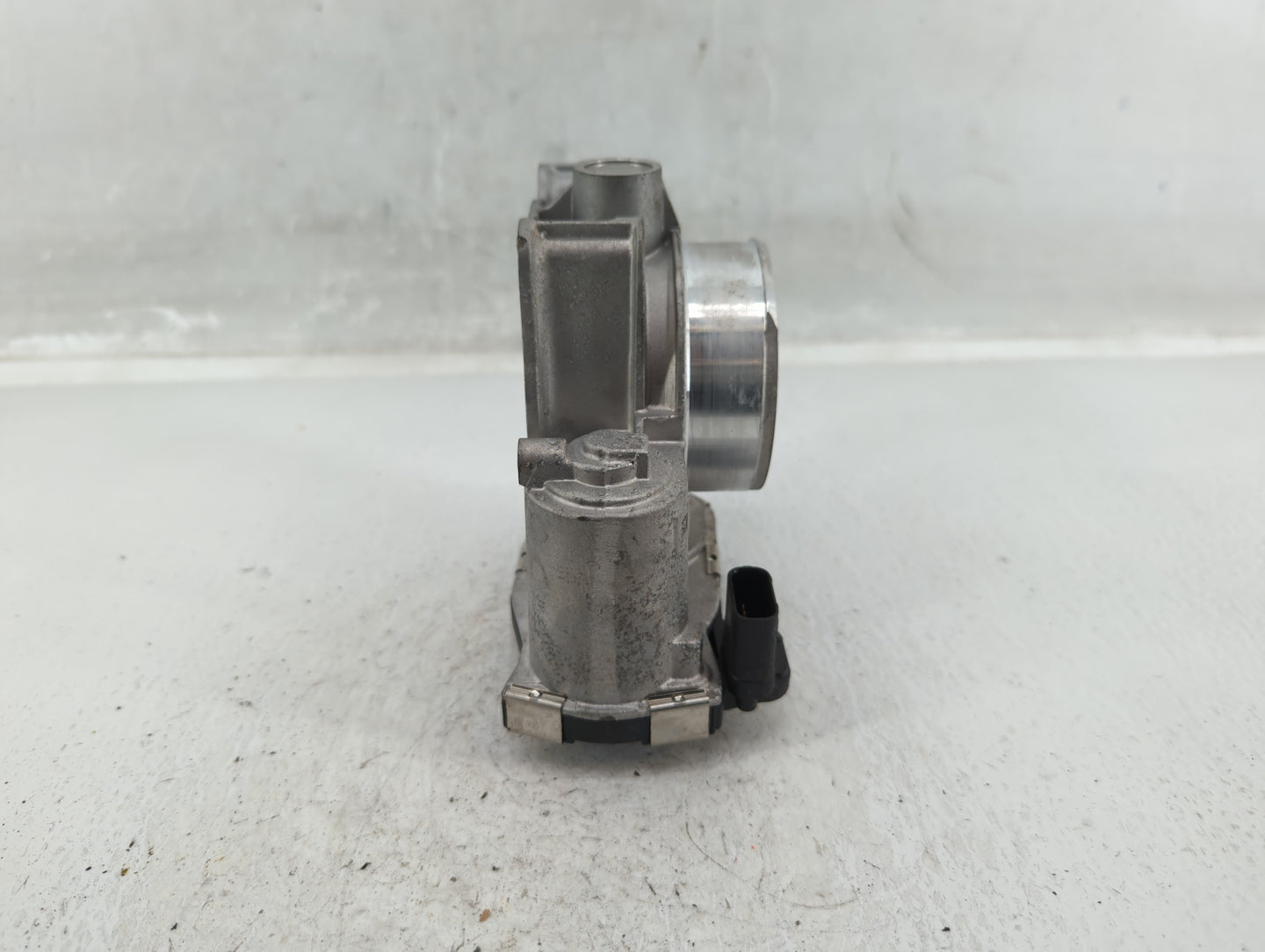 2017-2021 Gmc Acadia Throttle Body P/N:12627217DA 12670839AA Fits Fits 2016 2017 2018 2019 2020 2021 2022 OEM Used Auto Part