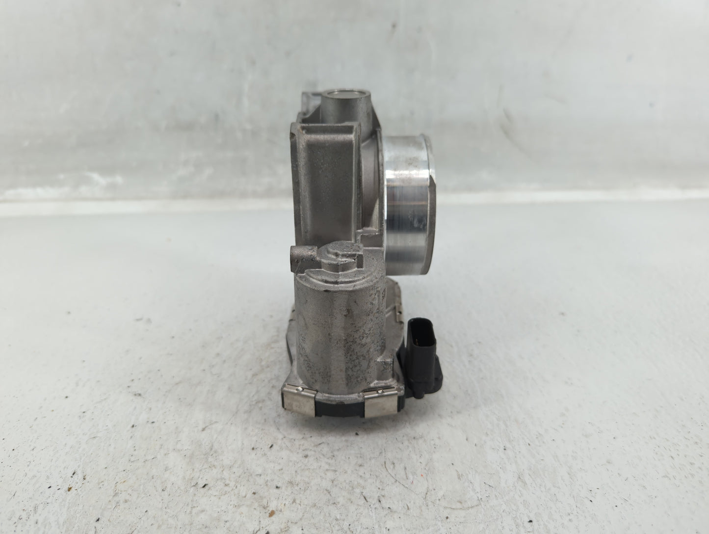 2017-2021 Gmc Acadia Throttle Body P/N:12627217DA 12670839AA Fits Fits 2016 2017 2018 2019 2020 2021 2022 OEM Used Auto Part