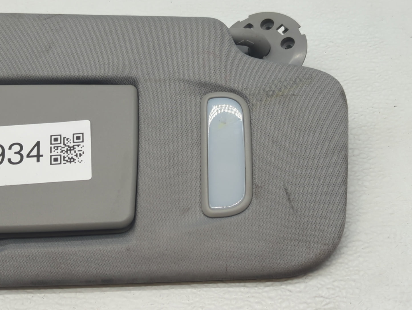 2017-2019 Gmc Acadia Sun Visor Shade Replacement Passenger Right Mirror Fits Fits 2017 2018 2019 OEM Used Auto Parts - Oemus