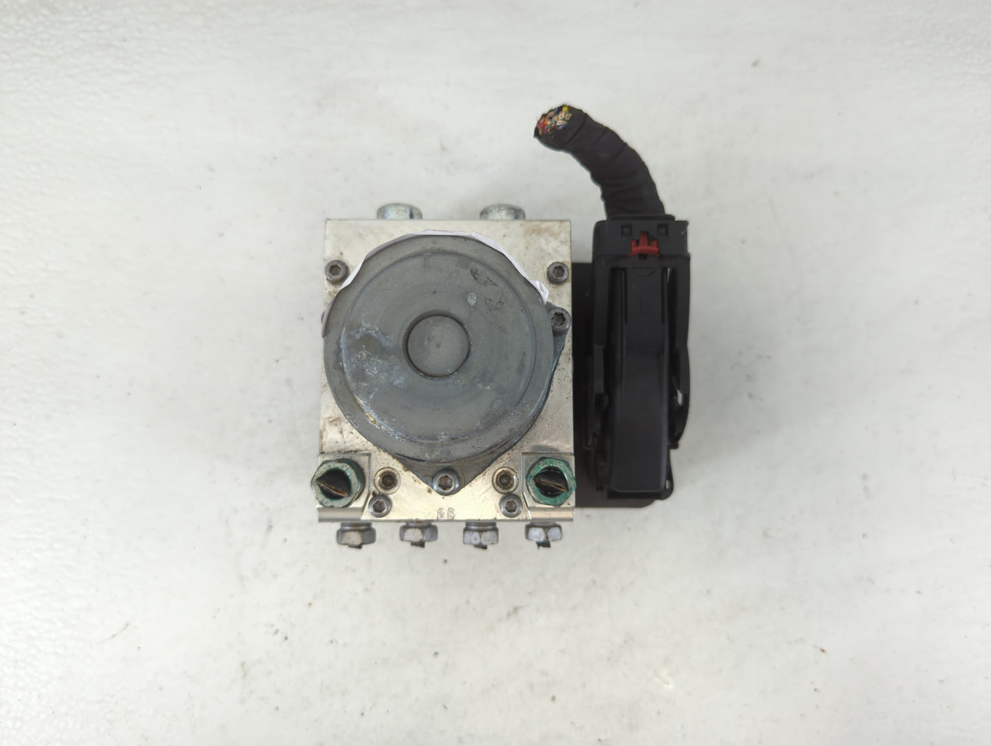 2018 Gmc Acadia ABS Pump Control Module Replacement P/N:84503307 Fits Fits 2019 2020 OEM Used Auto Parts - Oemusedautoparts1