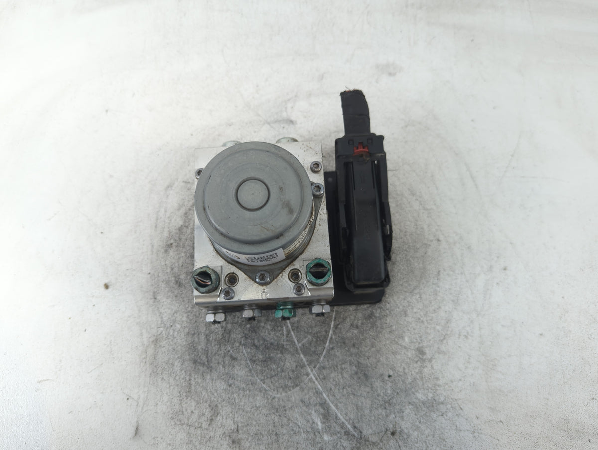 2018 Gmc Acadia Anti-Lock Brake ABS Pump Module Actuator OEM P/N:84503307 Fits Fits 2019 2020 OEM Used Auto Parts - Oemuseda