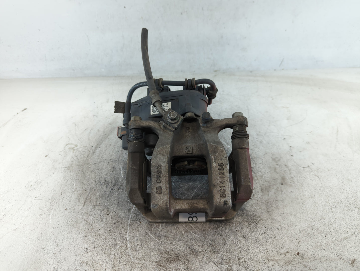 2017-2022 Gmc Acadia Front Passenger Right Brake Caliper - Oemusedautoparts1.com