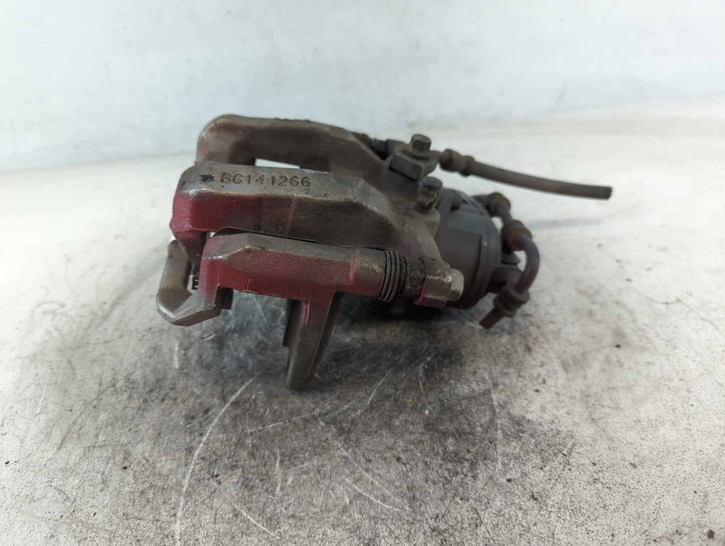 2017-2022 Gmc Acadia Front Passenger Right Brake Caliper - Oemusedautoparts1.com