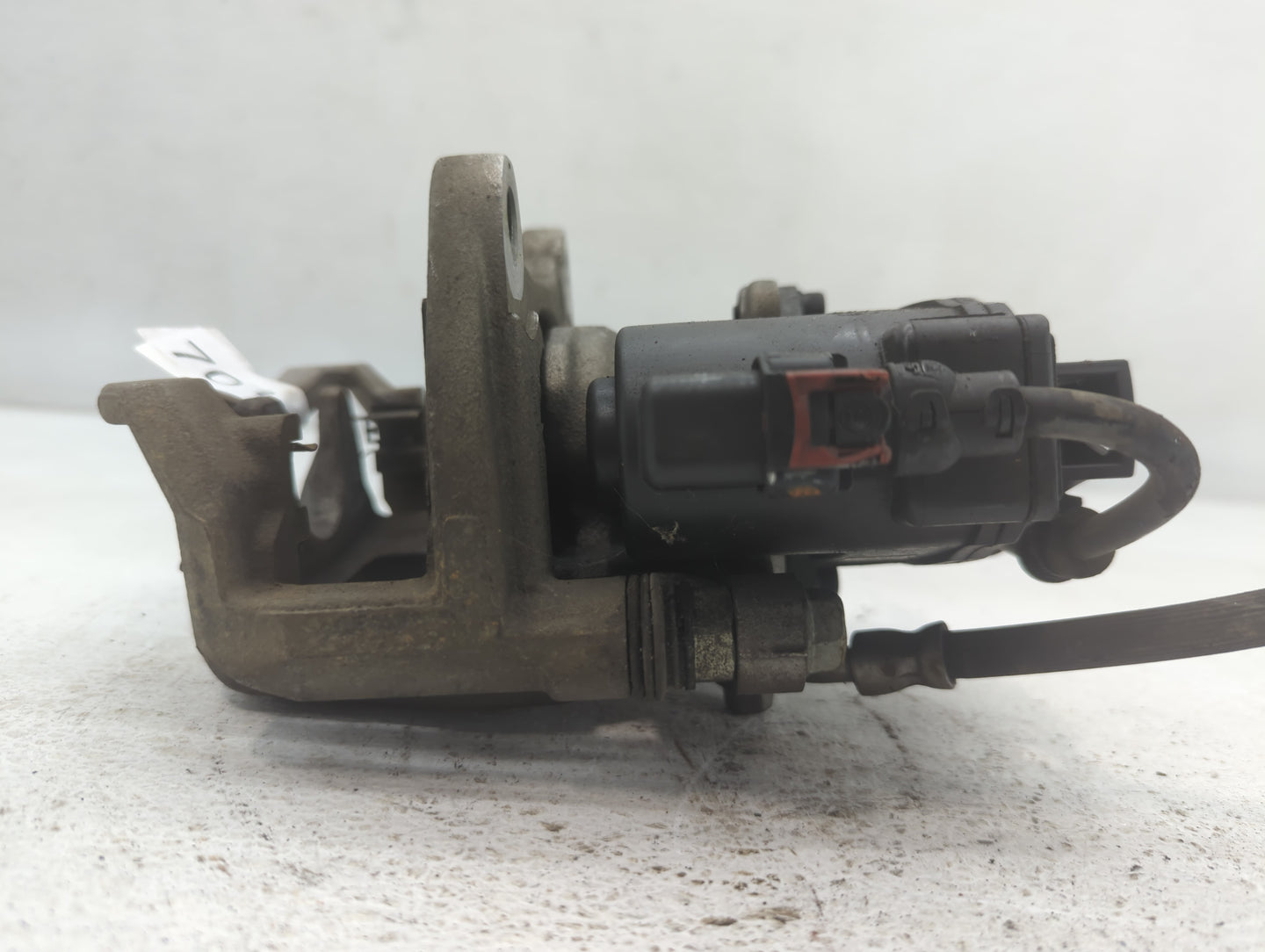 2017-2022 Gmc Acadia Front Driver Left Brake Caliper - Oemusedautoparts1.com