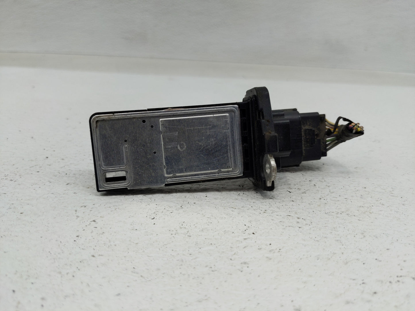2014-2019 Gmc Sierra 1500 Mass Air Flow Meter Maf - Oemusedautoparts1.com