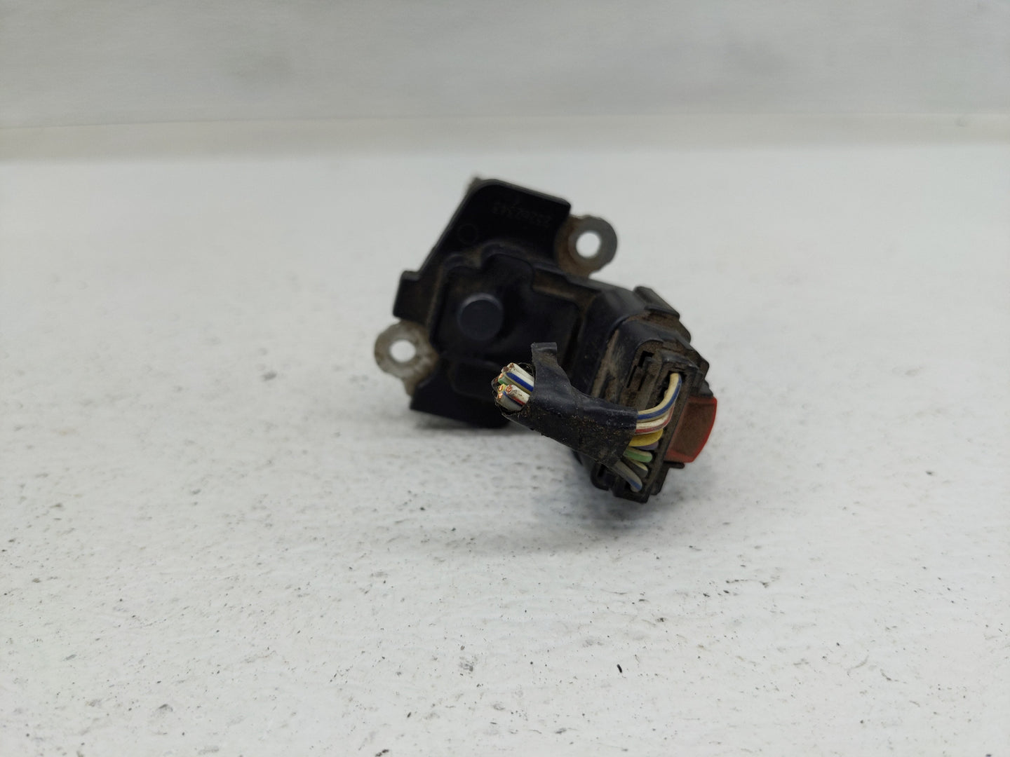 2014-2019 Gmc Sierra 1500 Mass Air Flow Meter Maf - Oemusedautoparts1.com