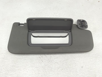 2019-2022 Gmc Sierra 1500 Sun Visor Shade Replacement Passenger Right Mirror Fits Fits 2019 2020 2021 2022 OEM Used Auto Par