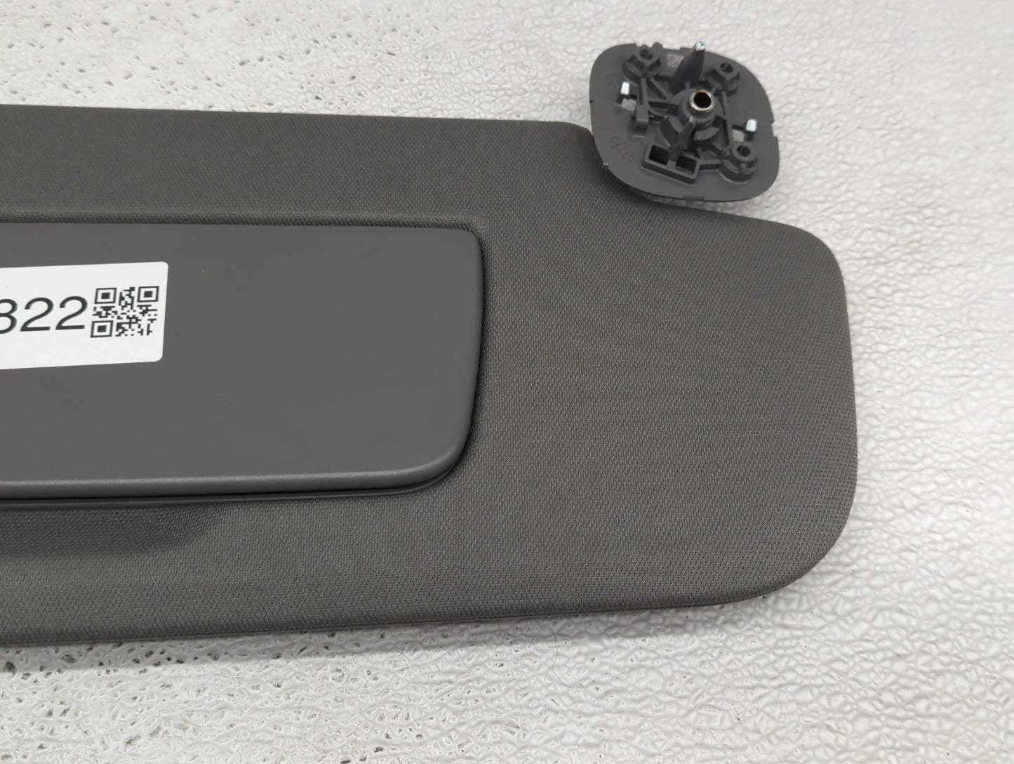 2019-2022 Gmc Sierra 1500 Sun Visor Shade Replacement Passenger Right Mirror Fits Fits 2019 2020 2021 2022 OEM Used Auto Par