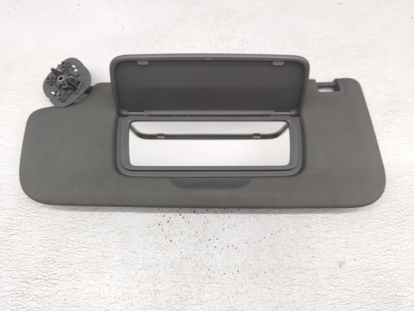 2019-2022 Gmc Sierra 1500 Sun Visor Shade Replacement Driver Left Mirror Fits Fits 2019 2020 2021 2022 OEM Used Auto Parts -