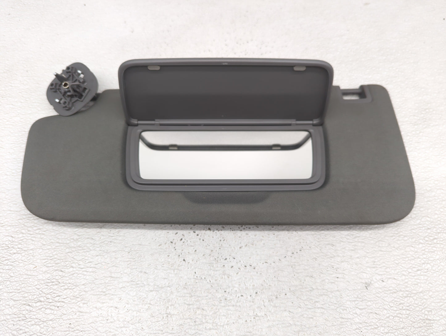 2019-2022 Gmc Sierra 1500 Sun Visor Shade Replacement Driver Left Mirror Fits Fits 2019 2020 2021 2022 OEM Used Auto Parts -