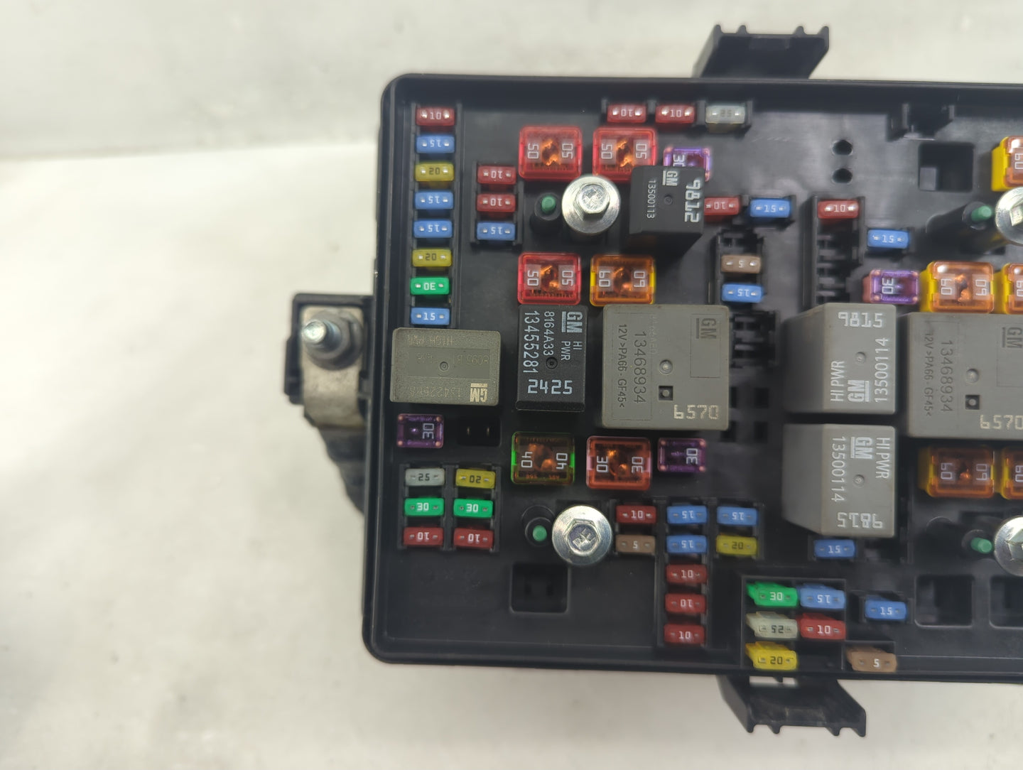 2019-2021 Gmc Sierra 1500 Fusebox Fuse Box Panel Relay Module Fits Fits 2019 2020 2021 OEM Used Auto Parts - Oemusedautopart