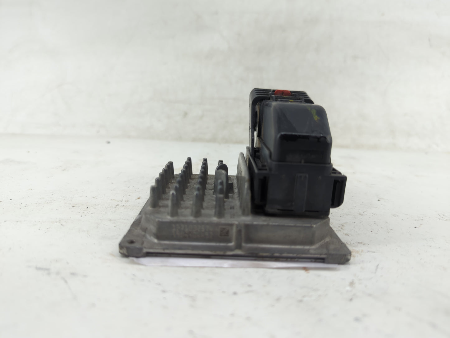 2019 Gmc Sierra 1500 PCM Engine Control Computer ECU ECM PCU OEM P/N:24298524 Fits Fits 2018 2020 2021 OEM Used Auto Parts -