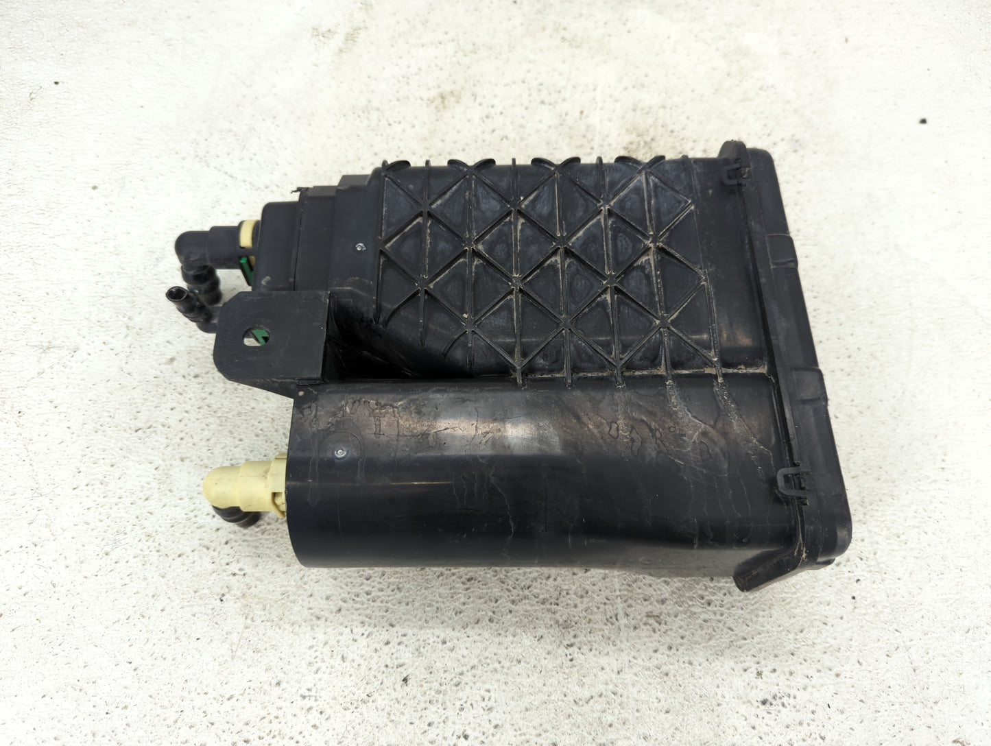 2019 Gmc Sierra 1500 Fuel Vapor Charcoal Canister - Oemusedautoparts1.com