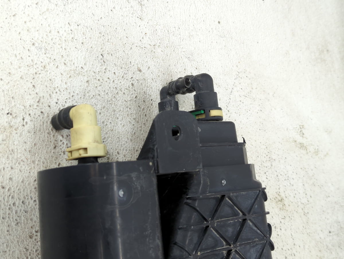 2019 Gmc Sierra 1500 Fuel Vapor Charcoal Canister - Oemusedautoparts1.com