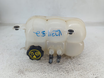 2019 Gmc Sierra 1500 Radiator Coolant Overflow Expansion Tank Bottle - Oemusedautoparts1.com