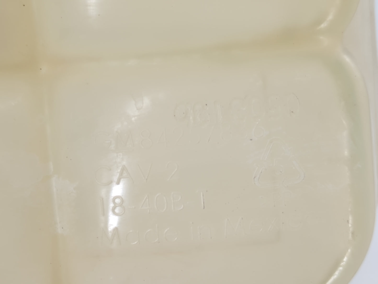 2019 Gmc Sierra 1500 Radiator Coolant Overflow Expansion Tank Bottle - Oemusedautoparts1.com