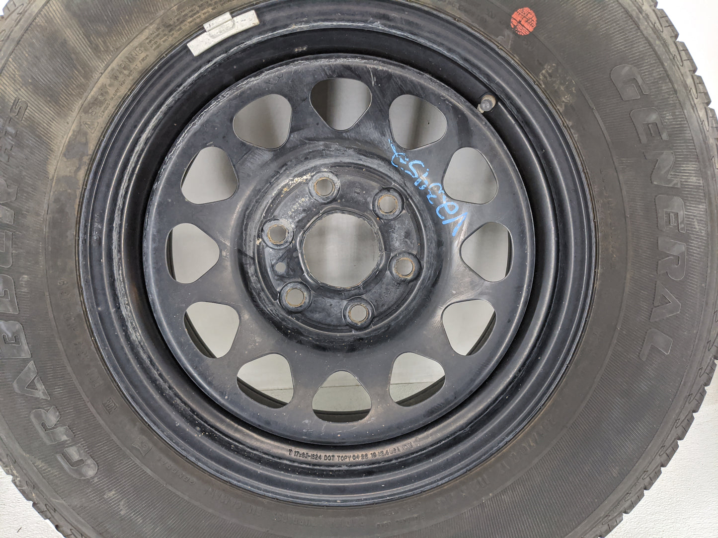 2019 Gmc Sierra 1500 Spare Donut Tire Wheel Rim Oem - Oemusedautoparts1.com