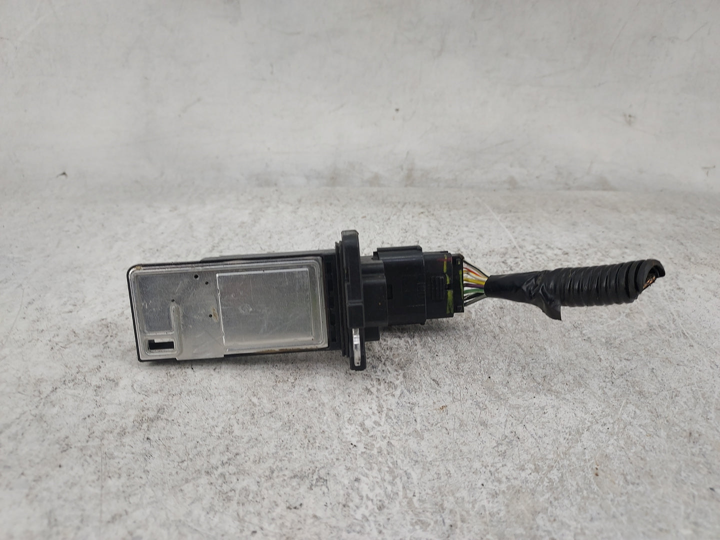2014-2019 Gmc Sierra 1500 Mass Air Flow Meter Maf 1485489 - Oemusedautoparts1.com